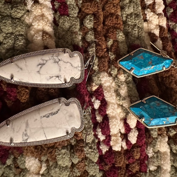 Two pair of Kendra Scott earrings!! - Picture 2 of 2